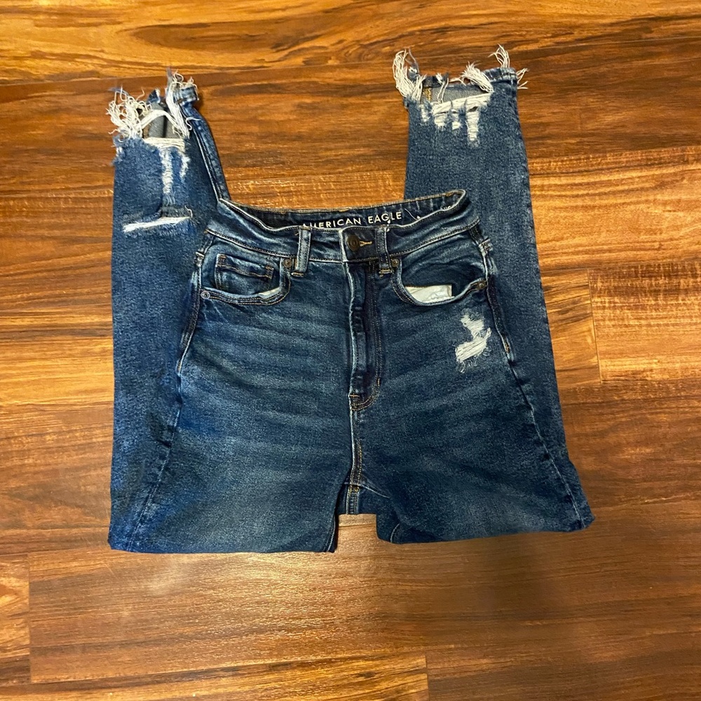 AE Highest Rise Mom Jean Size 00 Short